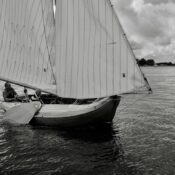 L1100821