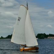 P1100100
